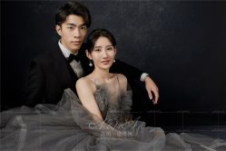 -易摄影婚纱摄影工作室
