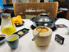 -东椰·海南椰子鸡火锅(朝阳门店)