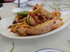 -覃记海鲜美食餐厅