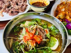 -英兰朝族饭店·英兰锅包肉(佳园路店)