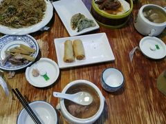 -横河佬炖品店(罗阳一路老店)
