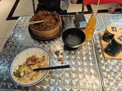 -笼王焖面