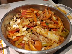 -黄记煌三汁焖锅(新佳丽江汉路店)