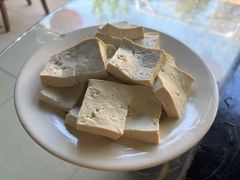 卤水豆腐-姥家大锅台水库渔家