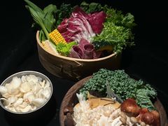 -三出山火锅(万象天地店)