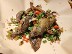 香煎禾花鱼-湘村故事(万科金色梦想店)