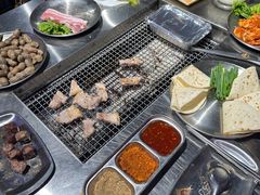 -马路牙子烧烤音乐酒馆(望京店)