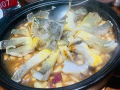 -宴小馆·小海鲜青岛菜(五四广场店)