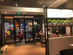 门面-肯德基(盘龙奥莱店)