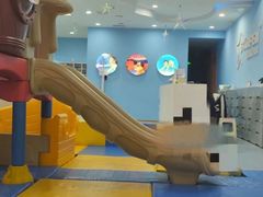 -蓝旗亲子游泳(范湖万达广场店)