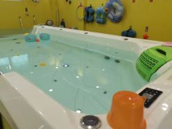 -鱼乐贝贝婴幼儿亲子水育(幸福街店)