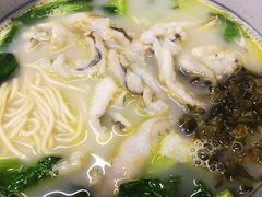 -明呈黄鱼面馆(斜土路店)
