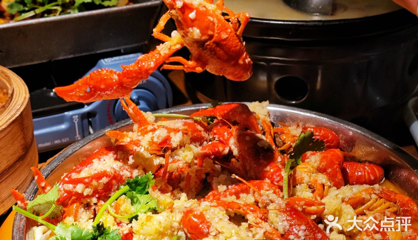 朋友第一次来杭州，带他来吃珍藏的深夜食堂