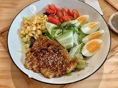 香煎猪排沙拉-豆恩咖餐(厦大翔安店)