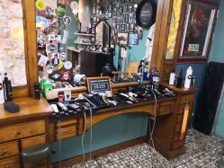 -小戈男士复古理发馆barber shop