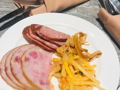 -松咖啡自助餐厅·松北香格里拉