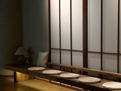 -雍容荟帝王蟹活龙虾展台自助(IFS黑金店)