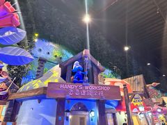 -蓝精灵乐园·世茂精灵之城主题乐园