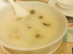 老火咸猪骨菜幹粥-点都德(盘福楼店)