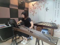 -琴芳艺所艺术培训.古筝钢琴