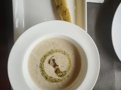 -东西风牛排馆周末烧烤自助(首都机场希尔顿店)