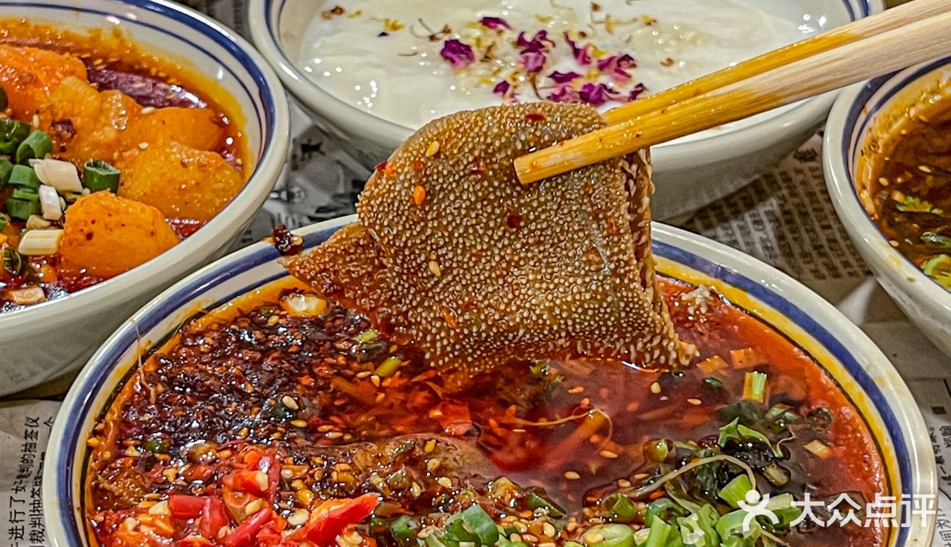 深圳首店！串串还是巷子里面的好吃。。。