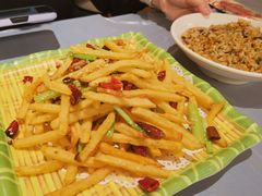 -肥肥虾庄·金牌油焖大虾(东湖欢乐谷店)