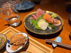 刺身种各二片时令-牛玄庵日式寿喜烧·料理店(新源里店)