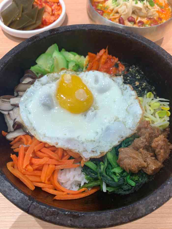 小木屋拌饭(沈阳太原街万达店)-"[薄荷]环境:位于太原街万达三楼的