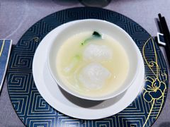 奶白菜煮手打墨鱼丸子-花锦堂·隐庐