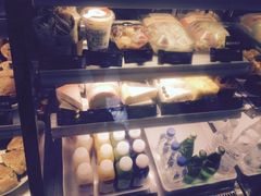 -星巴克臻选(周浦万达店)
