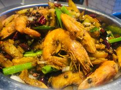 -小鱼儿海鲜港(新村十区店)