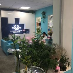 -斐尔国际皮肤管理中心