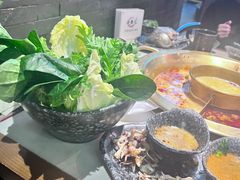 -哥老官重庆美蛙鱼头(宝山龙湖店)