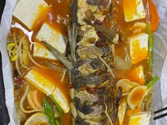 -巫山纸包鱼·干锅·腊猪蹄(龙洲大道店)