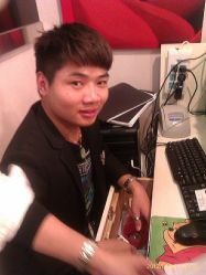 资深发型设计师Mose-青山·岚美发沙龙