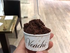 -VENCHI 闻绮(北京国贸商城店)