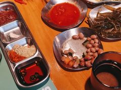 -唯成•韩国炭火烤肉 유성고기