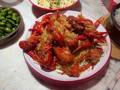-老街烧烤大排档·地道湖北菜·龙虾馆(汉口火车站店)