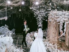 -爱我旅拍婚纱摄影(大理店)