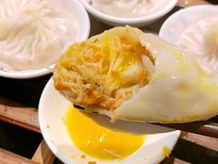 -莱莱小笼·乔艾