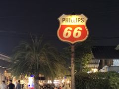 -席娜卡琳火车铁道夜市