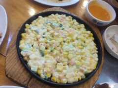 -青纱灯笼韩国料理店