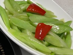 -煲王粤菜餐厅(中侨中心店)