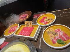 -一绪に和牛寿喜烧(罗湖益田假日店)