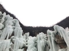 -大平台龙居瀑布旅游区