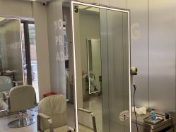 -PE SALON