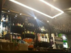 -HIHE Bistro·Oyster Bar(华熙live店)