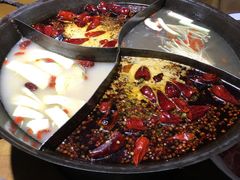 -白乐天毛肚火锅馆(南滨路店)