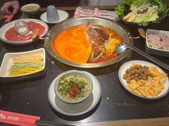 鸳鸯锅-井格重庆火锅(西直门凯德Mall店)
